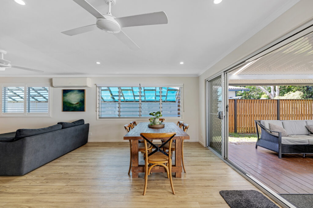 5 EDNA Street, Currimundi, QLD 4551 AUS