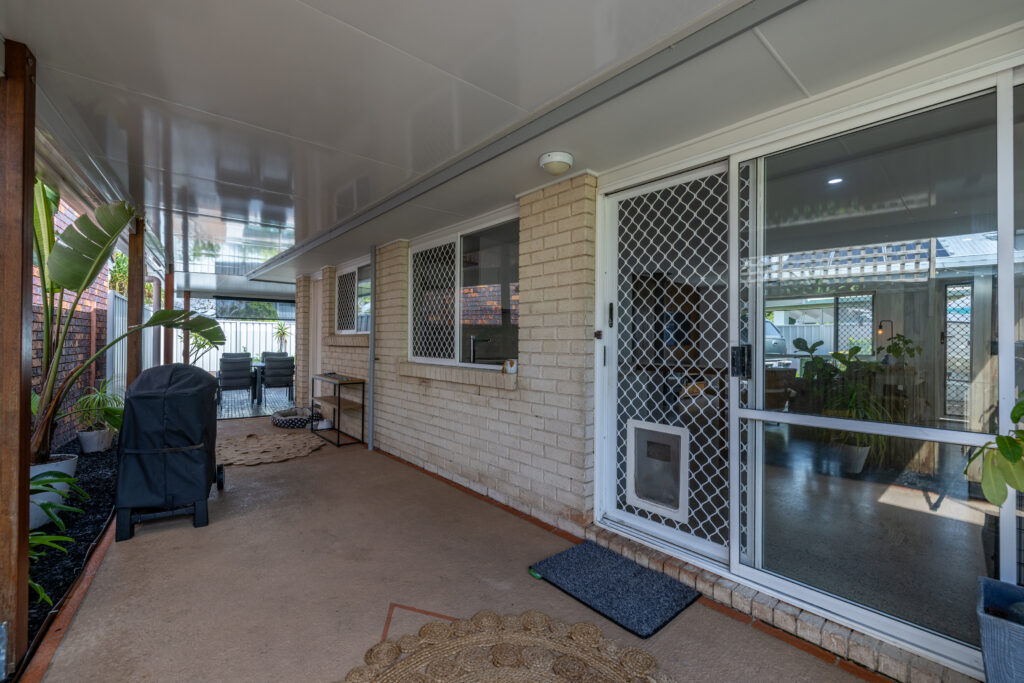 13 CROWN Street, Currimundi, QLD 4551 AUS