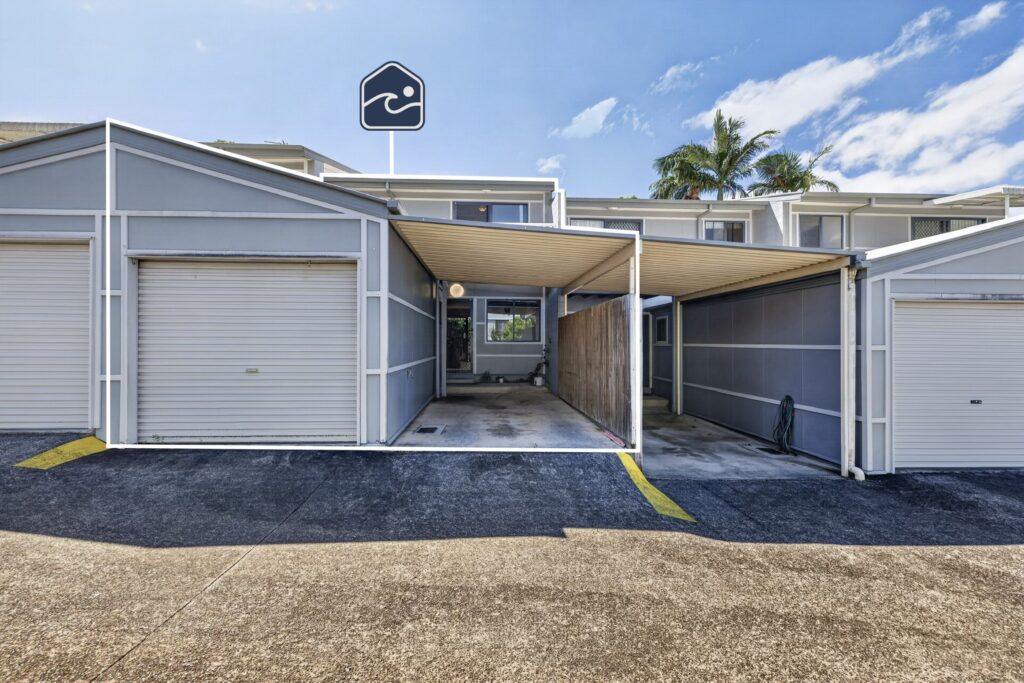 2/17 PINE CAMP Road, Beerwah, QLD 4519 AUS