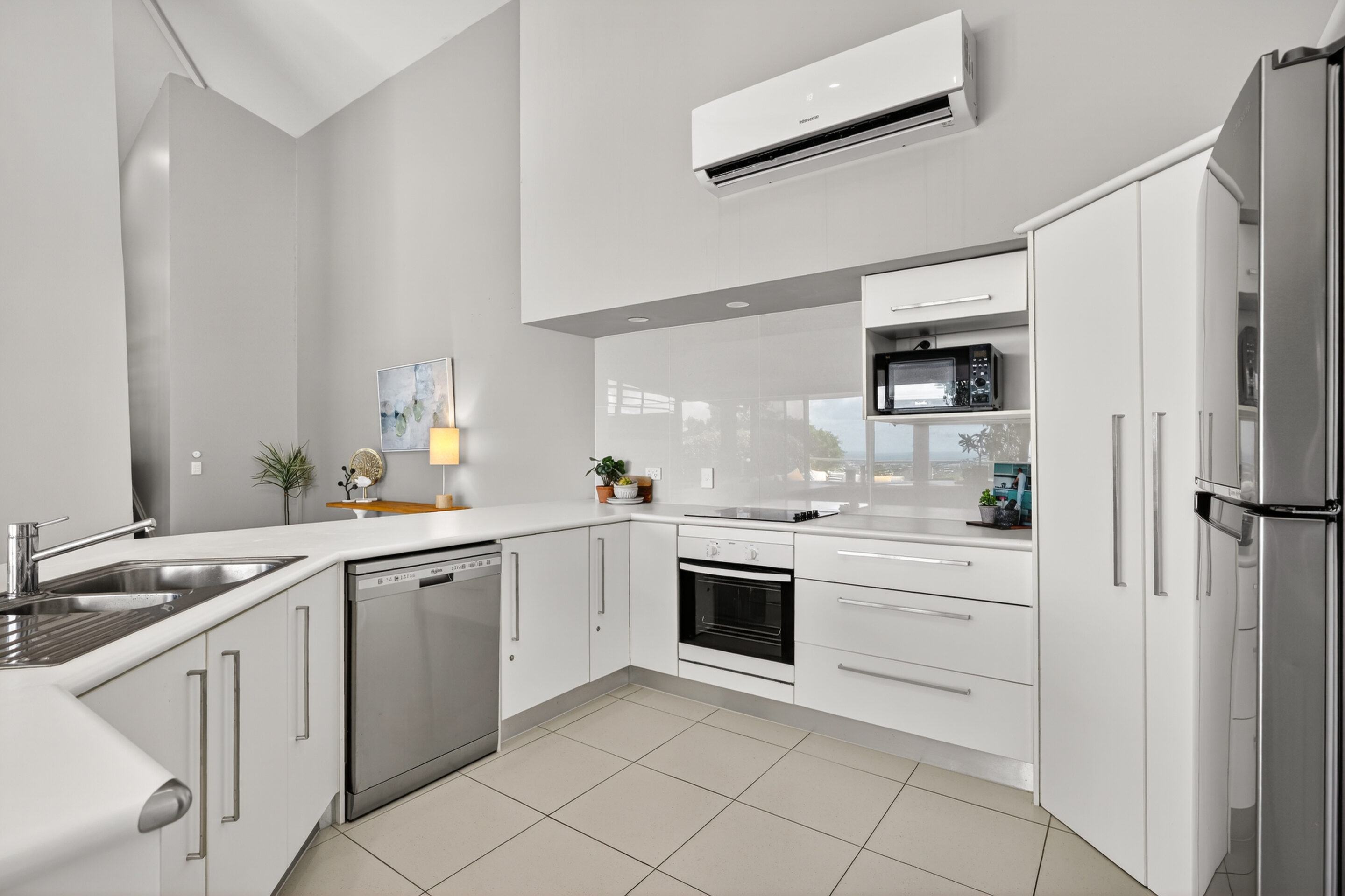 11 PANORAMA Crescent 11 PANORAMA Crescent, Buderim, QLD 4556 AUS