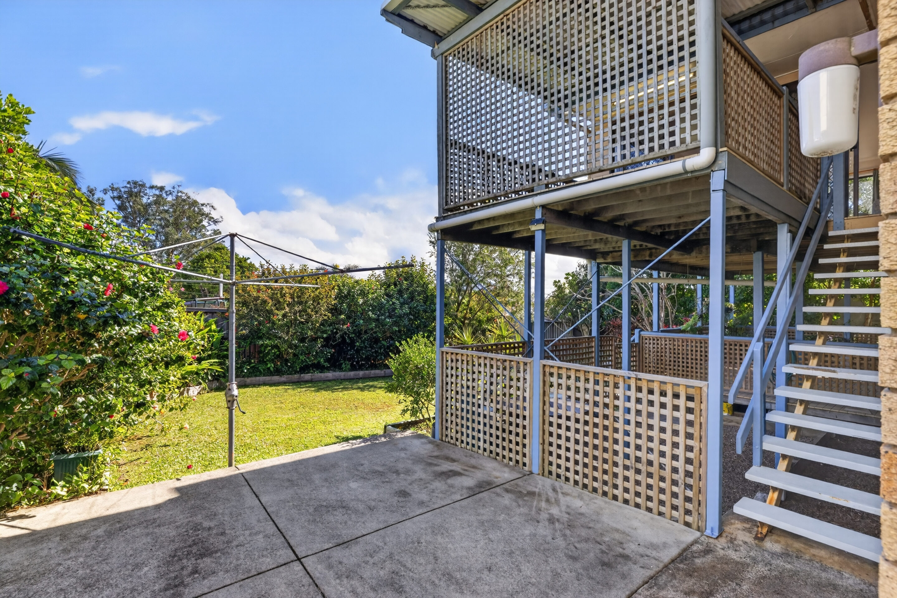 12 HILL Street 12 HILL Street, Currimundi, QLD 4551 AUS