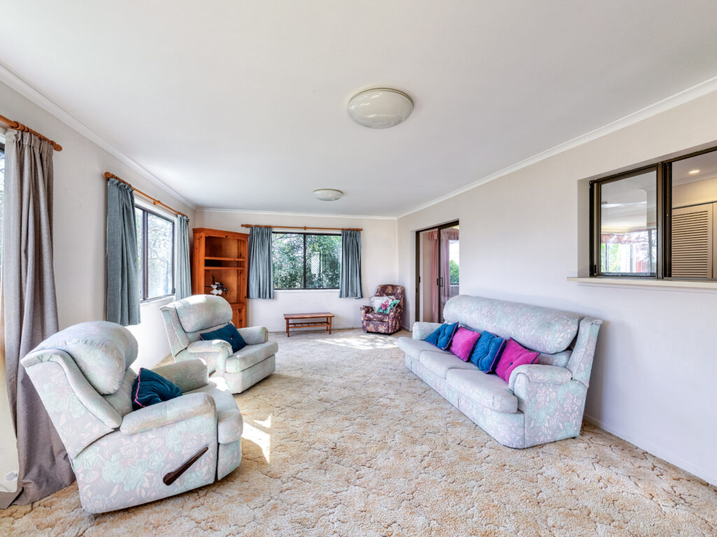 12 HILL Street, Currimundi, QLD 4551 AUS