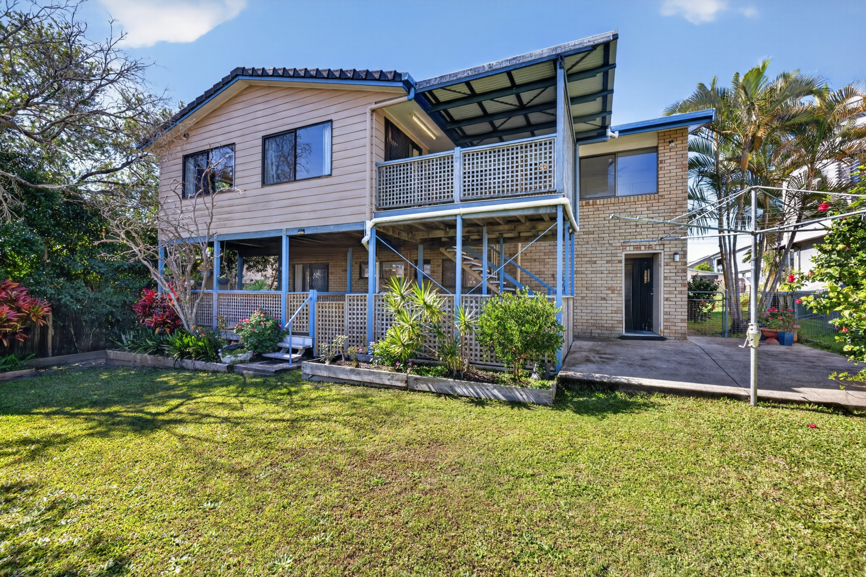 12 HILL Street 12 HILL Street, Currimundi, QLD 4551 AUS