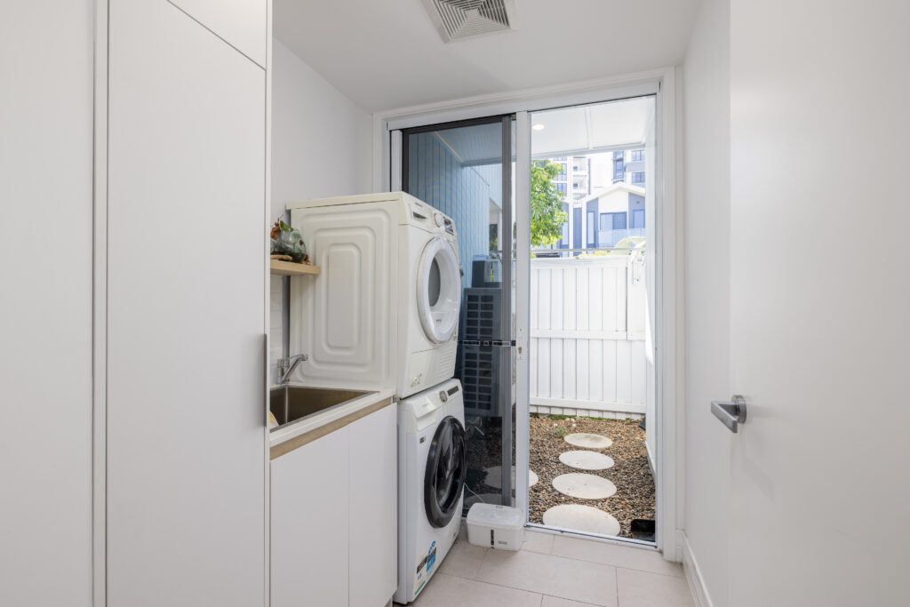 12 KOMBI Street, Bokarina, QLD 4575 AUS