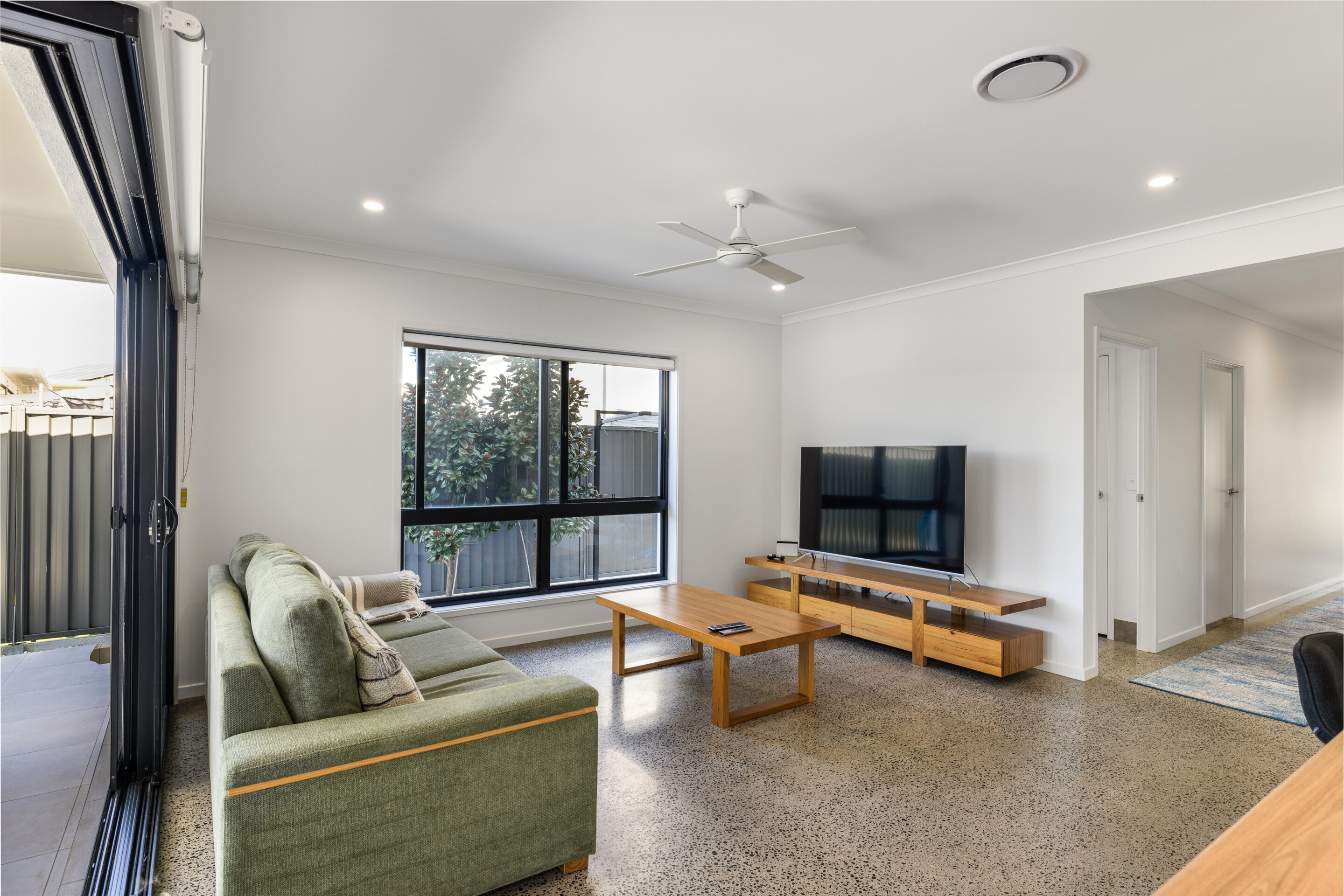 2/21 MERRIGUM Street 2/21 MERRIGUM Street, Currimundi, QLD 4551 AUS