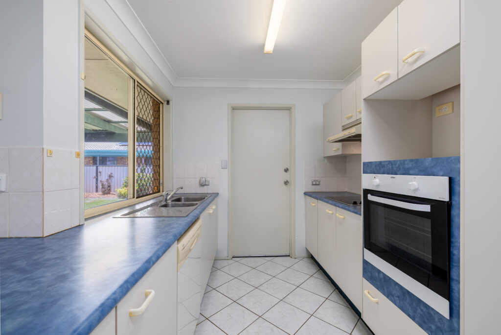 4 LENTARA Street, Currimundi, QLD 4551 AUS