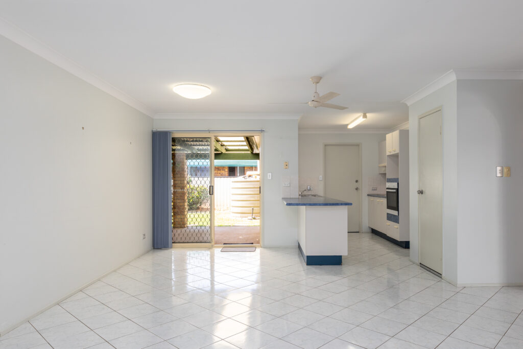 4 LENTARA Street, Currimundi, QLD 4551 AUS