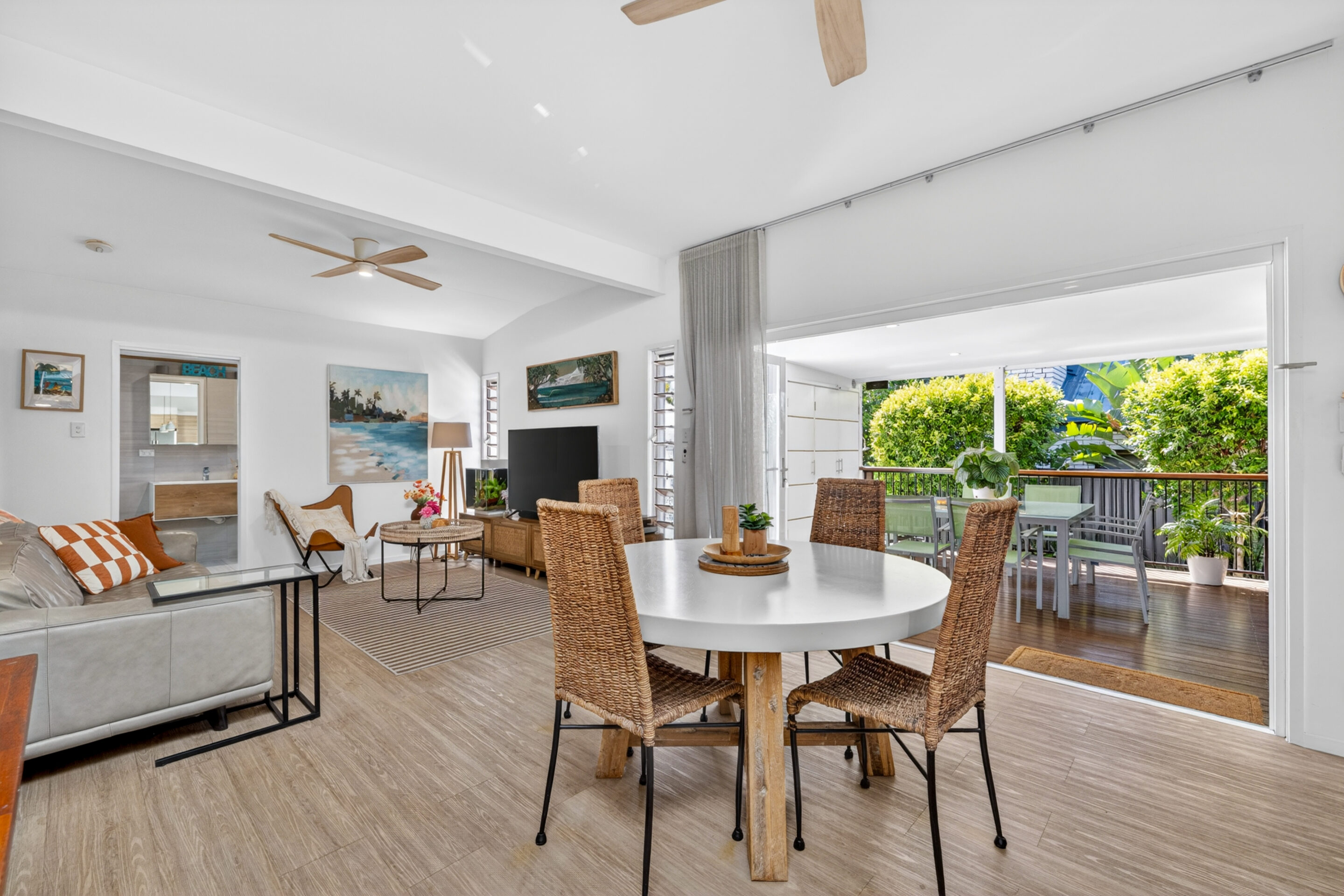 55 RODERICK Street 55 RODERICK Street, Moffat Beach, QLD 4551 AUS