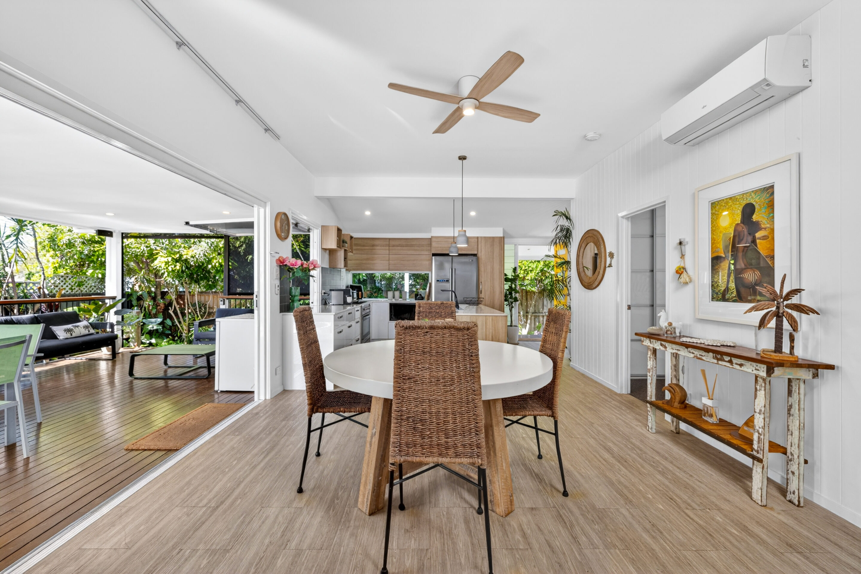 55 RODERICK Street 55 RODERICK Street, Moffat Beach, QLD 4551 AUS