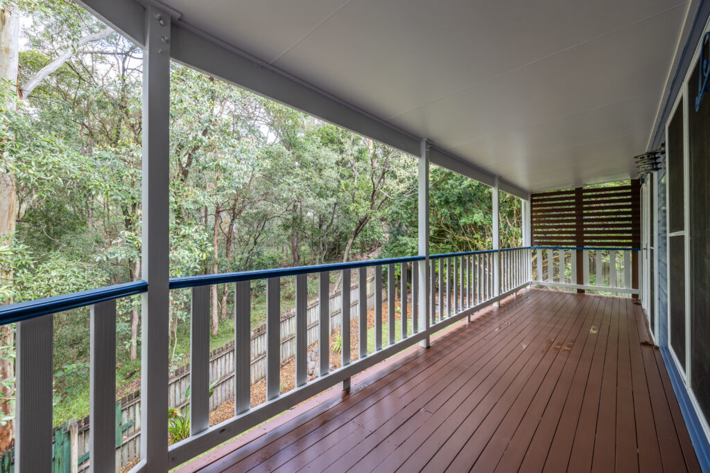 6 AMBERLY Circle, Little Mountain, QLD 4551 AUS