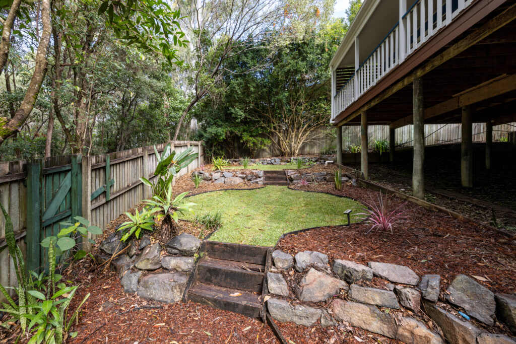 6 AMBERLY Circle, Little Mountain, QLD 4551 AUS