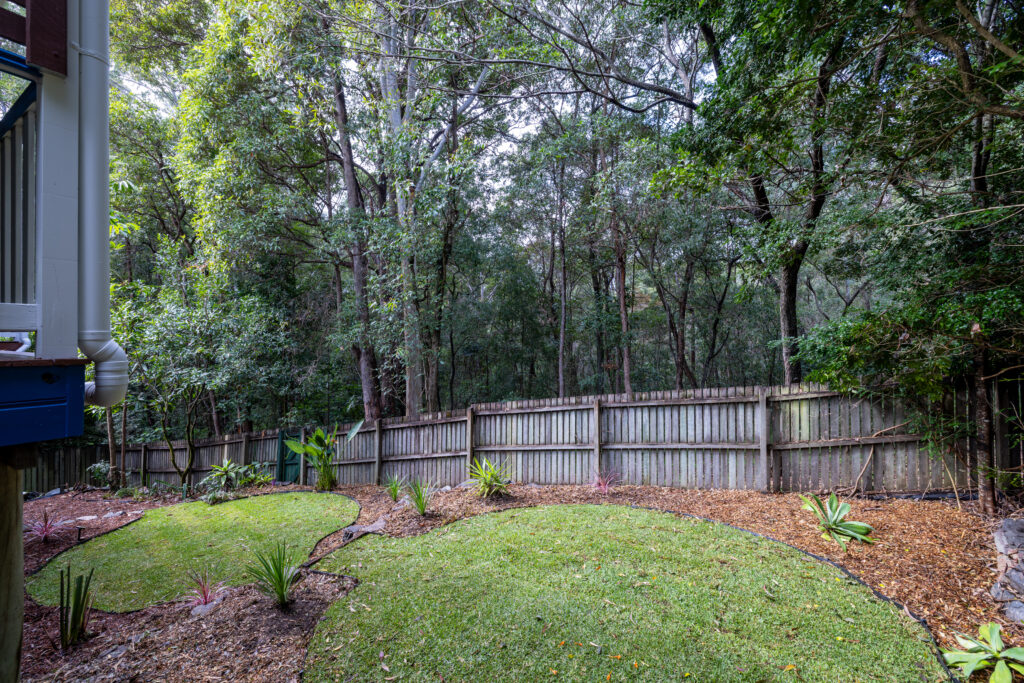 6 AMBERLY Circle, Little Mountain, QLD 4551 AUS
