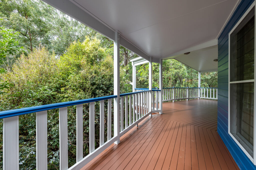 6 AMBERLY Circle, Little Mountain, QLD 4551 AUS