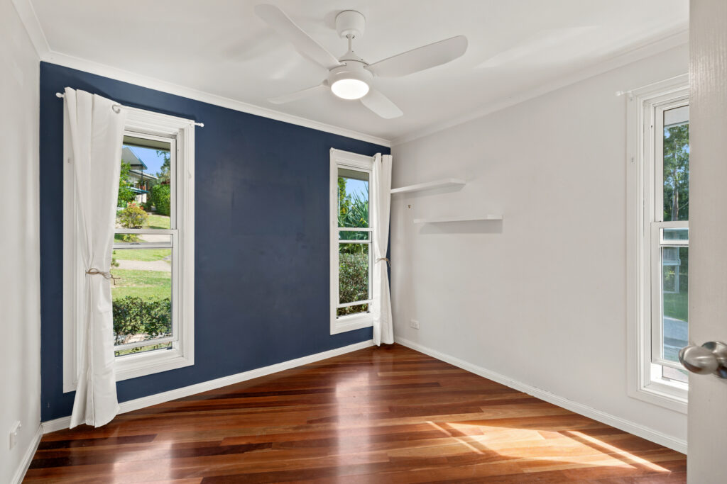 6 AMBERLY Circle, Little Mountain, QLD 4551 AUS