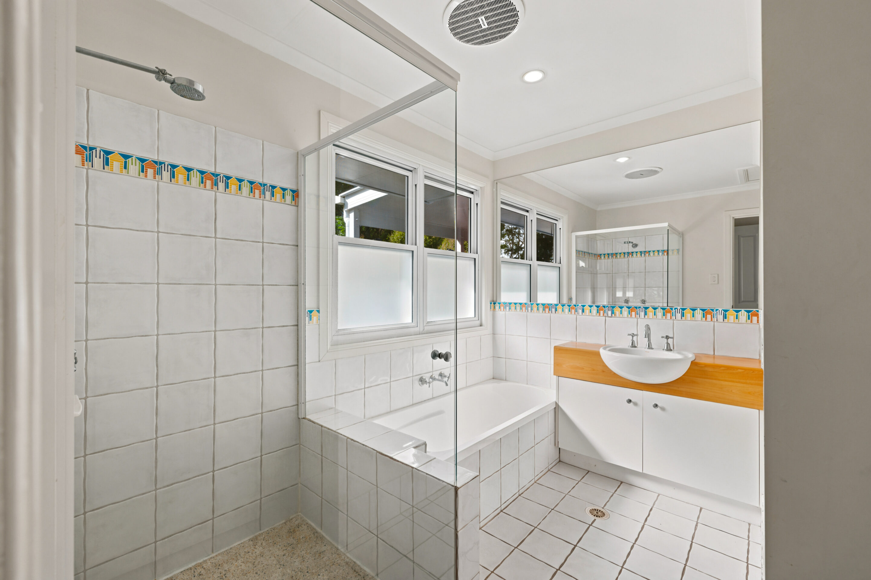 6 AMBERLY Circle 6 AMBERLY Circle, Little Mountain, QLD 4551 AUS