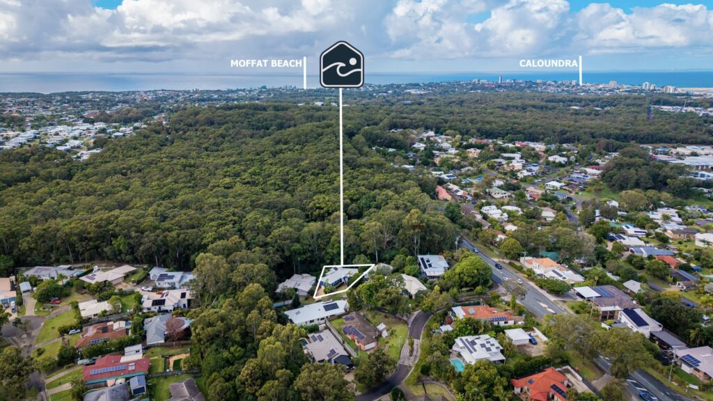 6 AMBERLY Circle, Little Mountain, QLD 4551 AUS