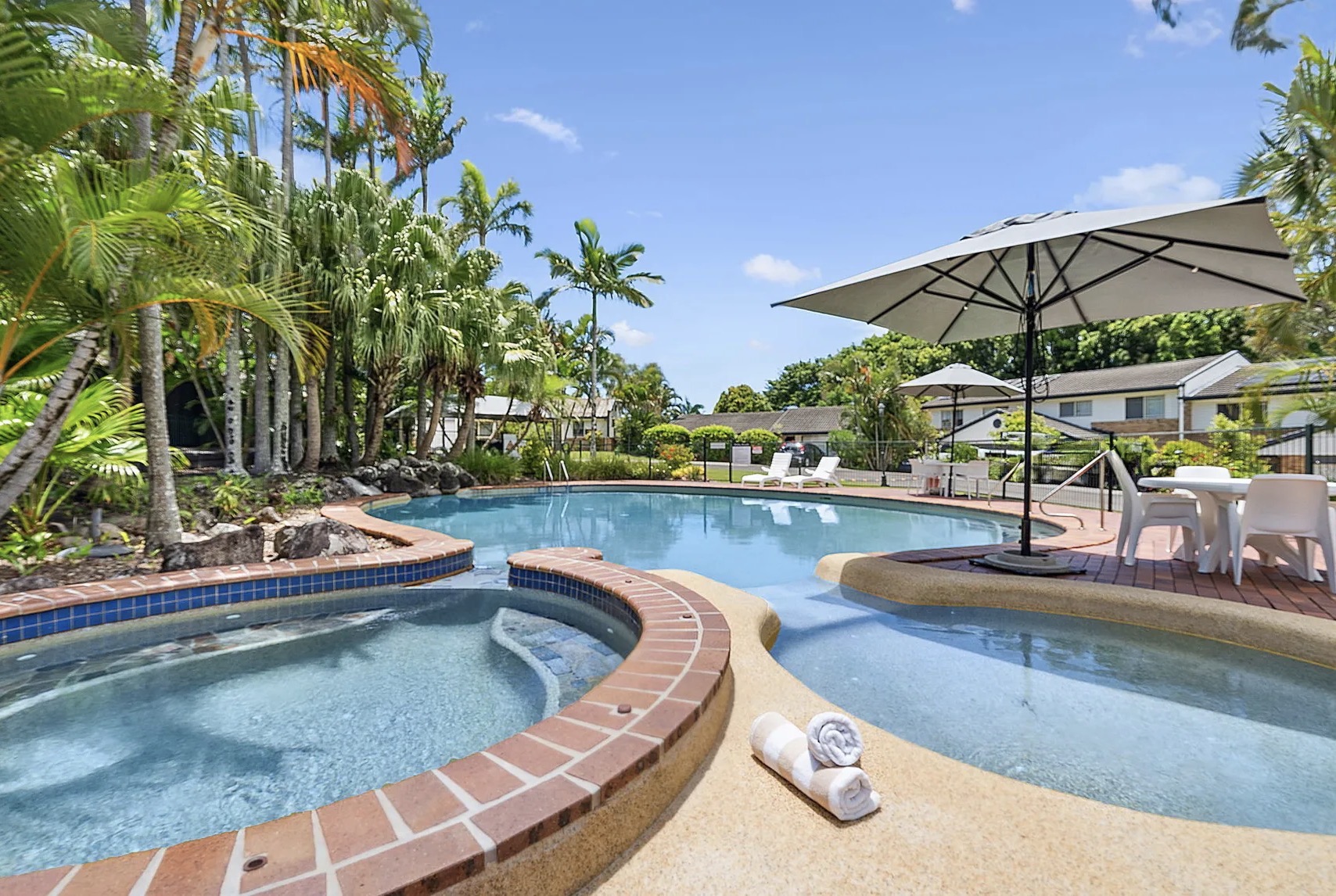 10/8 LYON Street 10/8 LYON Street, Dicky Beach, QLD 4551 AUS