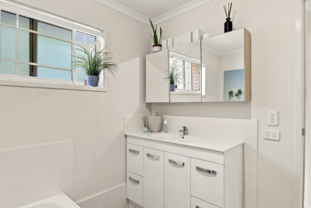 10/8 LYON Street, Dicky Beach, QLD 4551 AUS