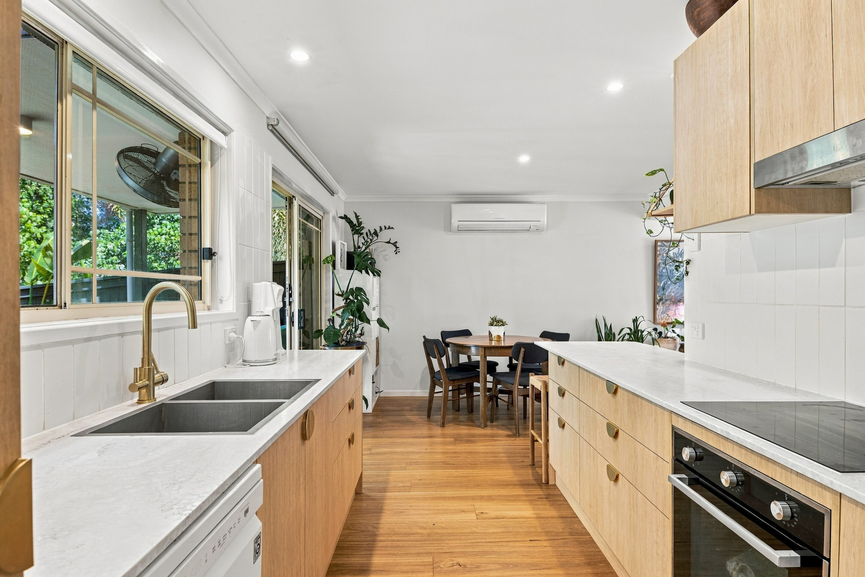 10/8 LYON Street 10/8 LYON Street, Dicky Beach, QLD 4551 AUS